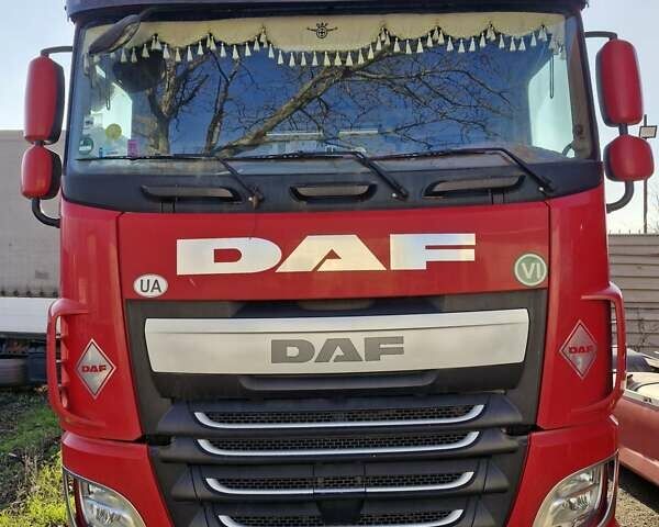 Красный Даф ХФ, объемом двигателя 12.9 л и пробегом 1 тыс. км за 22000 $, фото 1 на Automoto.ua