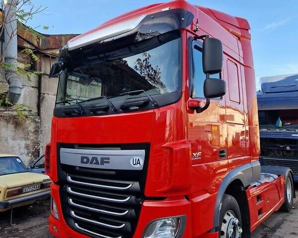 Червоний Даф XF, об'ємом двигуна 10.84 л та пробігом 417 тис. км за 28000 $, фото 1 на Automoto.ua