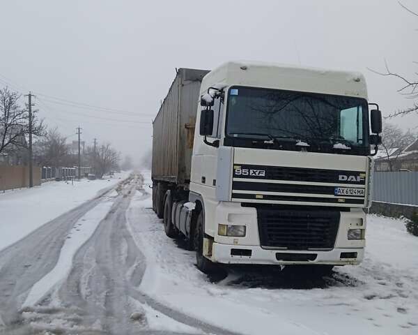 Даф ХФ, объемом двигателя 12.58 л и пробегом 380 тыс. км за 15600 $, фото 1 на Automoto.ua