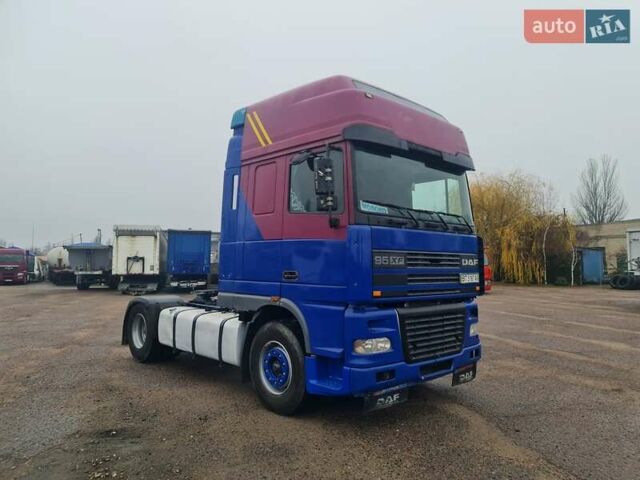 Даф ХФ, объемом двигателя 12.9 л и пробегом 999 тыс. км за 8500 $, фото 1 на Automoto.ua