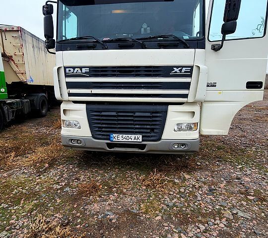 Даф ХФ, объемом двигателя 12.6 л и пробегом 690 тыс. км за 9000 $, фото 1 на Automoto.ua