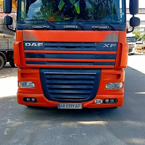 Даф ХФ, объемом двигателя 11 л и пробегом 300 тыс. км за 10000 $, фото 1 на Automoto.ua