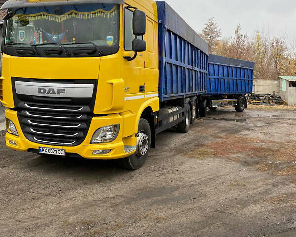 Желтый Даф ХФ, объемом двигателя 12.9 л и пробегом 800 тыс. км за 31500 $, фото 1 на Automoto.ua