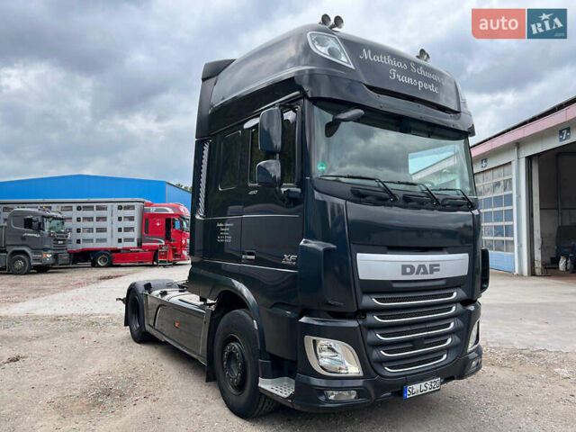 Серый Даф ХФ, объемом двигателя 12.9 л и пробегом 780 тыс. км за 15000 $, фото 1 на Automoto.ua