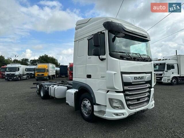 Синий Даф ХФ, объемом двигателя 12.9 л и пробегом 830 тыс. км за 42900 $, фото 1 на Automoto.ua