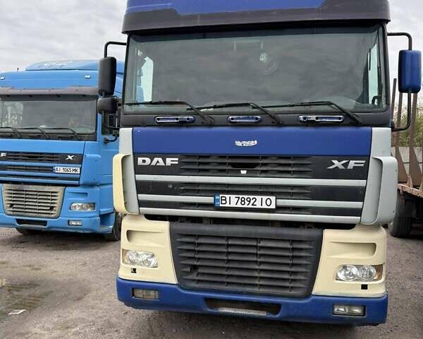 Синий Даф ХФ, объемом двигателя 0 л и пробегом 385 тыс. км за 6700 $, фото 1 на Automoto.ua