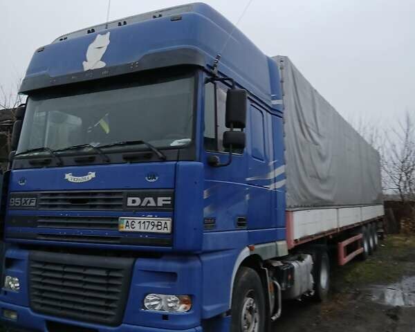 Синій Даф XF, об'ємом двигуна 12.6 л та пробігом 1000 тис. км за 10500 $, фото 1 на Automoto.ua