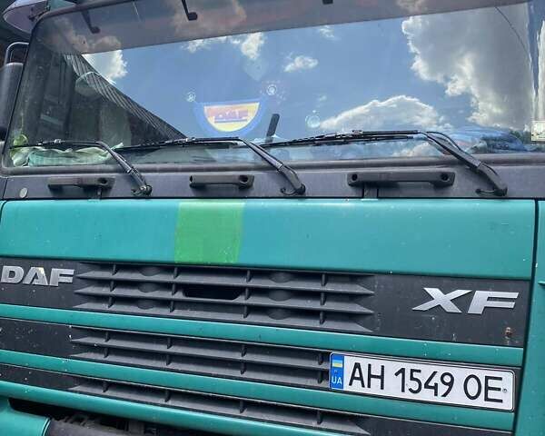 Зеленый Даф ХФ, объемом двигателя 12.58 л и пробегом 880 тыс. км за 11500 $, фото 1 на Automoto.ua