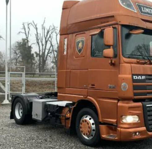 Оранжевый Даф ХФ, объемом двигателя 0 л и пробегом 650 тыс. км за 19500 $, фото 1 на Automoto.ua