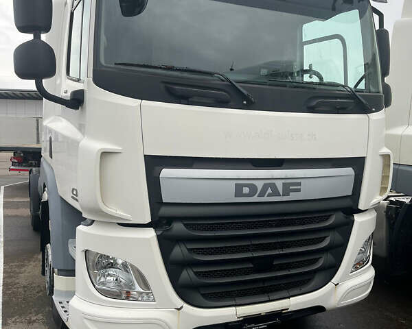 Даф CF 400FT, объемом двигателя 0 л и пробегом 712 тыс. км за 16000 $, фото 1 на Automoto.ua