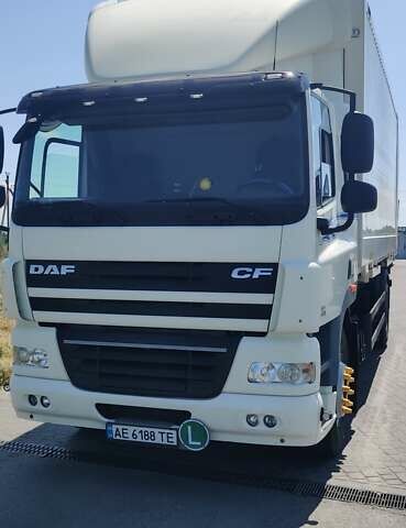 Белый Даф CF 85, объемом двигателя 12.9 л и пробегом 570 тыс. км за 35000 $, фото 1 на Automoto.ua