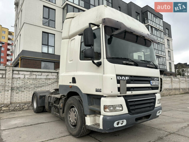 Белый Даф CF 85, объемом двигателя 12.9 л и пробегом 975 тыс. км за 6000 $, фото 1 на Automoto.ua