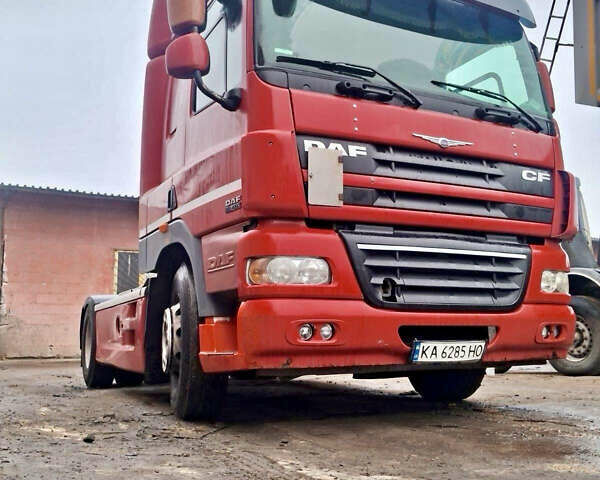 Красный Даф CF 85, объемом двигателя 12 л и пробегом 950 тыс. км за 14000 $, фото 1 на Automoto.ua