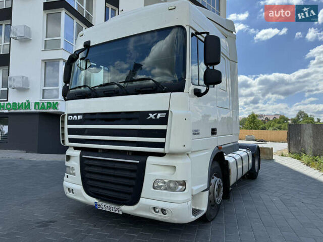 Белый Даф XF 105, объемом двигателя 12.9 л и пробегом 970 тыс. км за 13800 $, фото 1 на Automoto.ua