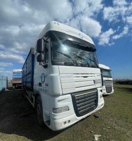 Белый Даф XF 105, объемом двигателя 12.9 л и пробегом 250 тыс. км за 29000 $, фото 1 на Automoto.ua