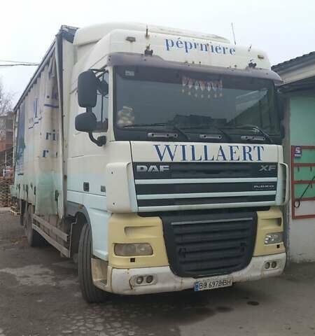 Белый Даф XF 105, объемом двигателя 12.9 л и пробегом 550 тыс. км за 16800 $, фото 1 на Automoto.ua