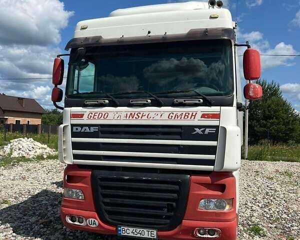 Білий Даф XF 105, об'ємом двигуна 12.9 л та пробігом 1 тис. км за 9000 $, фото 1 на Automoto.ua