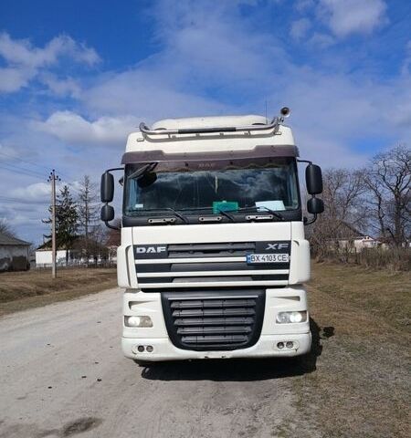 Белый Даф XF 105, объемом двигателя 12.9 л и пробегом 1 тыс. км за 8000 $, фото 1 на Automoto.ua