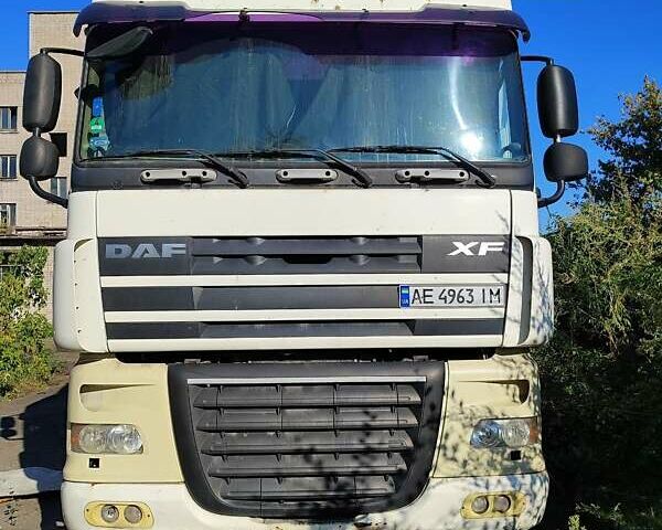 Даф XF 105 2009 в Каменское - Днепродзержинск на Automoto.ua Белый Даф XF 105, объемом двигателя 12.9 л и пробегом 1 тыс. км за 15000 $, фото 1 на Automoto.ua
