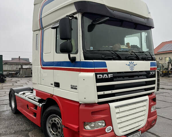 Белый Даф XF 105, объемом двигателя 12.9 л и пробегом 1 тыс. км за 12100 $, фото 1 на Automoto.ua