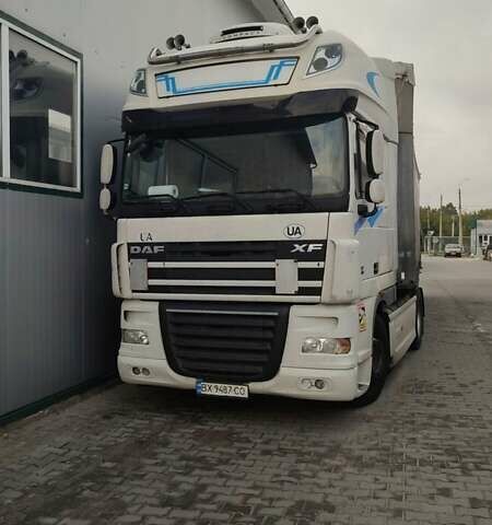 Білий Даф XF 105, об'ємом двигуна 12.9 л та пробігом 10 тис. км за 10100 $, фото 1 на Automoto.ua