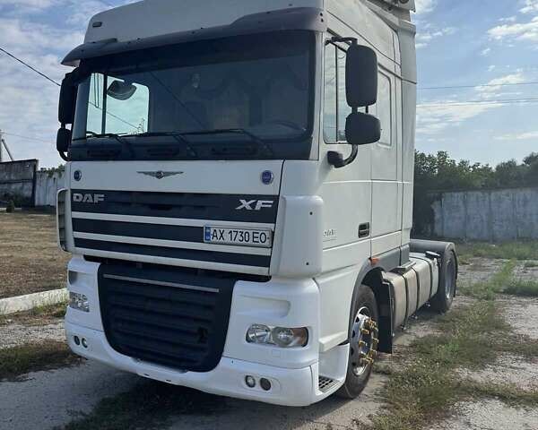 Білий Даф XF 105, об'ємом двигуна 12.9 л та пробігом 2 тис. км за 13000 $, фото 1 на Automoto.ua