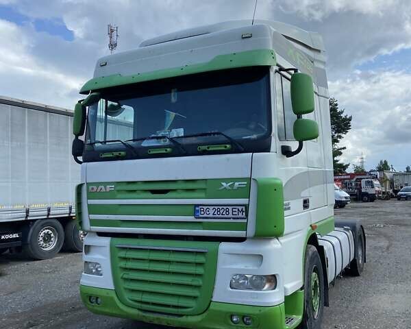 Білий Даф XF 105, об'ємом двигуна 12.9 л та пробігом 10 тис. км за 8500 $, фото 1 на Automoto.ua