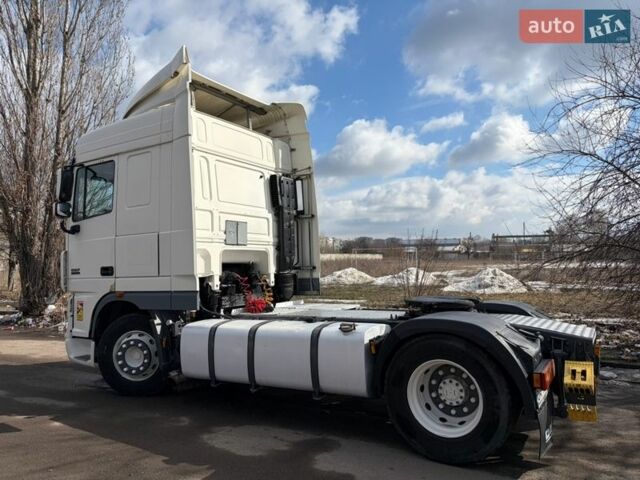 Білий Даф XF 105, об'ємом двигуна 12.9 л та пробігом 980 тис. км за 9800 $, фото 1 на Automoto.ua