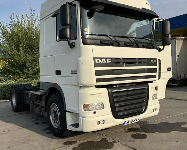 Белый Даф XF 105, объемом двигателя 12.9 л и пробегом 1000 тыс. км за 11000 $, фото 1 на Automoto.ua