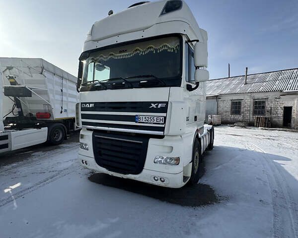 Білий Даф XF 105, об'ємом двигуна 12.9 л та пробігом 920 тис. км за 18500 $, фото 1 на Automoto.ua