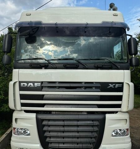 Белый Даф XF 105, объемом двигателя 12.9 л и пробегом 950 тыс. км за 17800 $, фото 1 на Automoto.ua