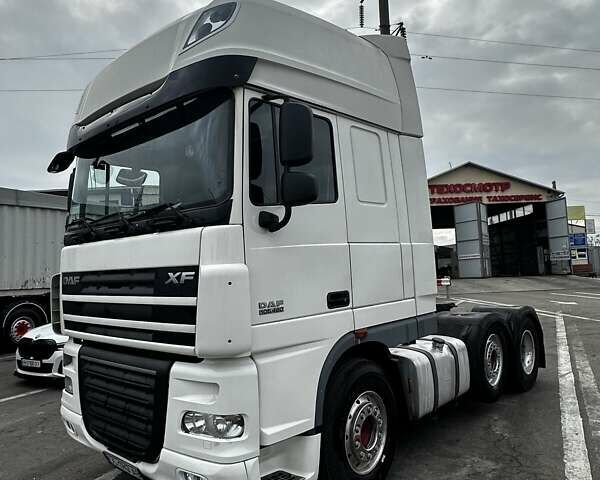 Белый Даф XF 105, объемом двигателя 13 л и пробегом 990 тыс. км за 15000 $, фото 1 на Automoto.ua