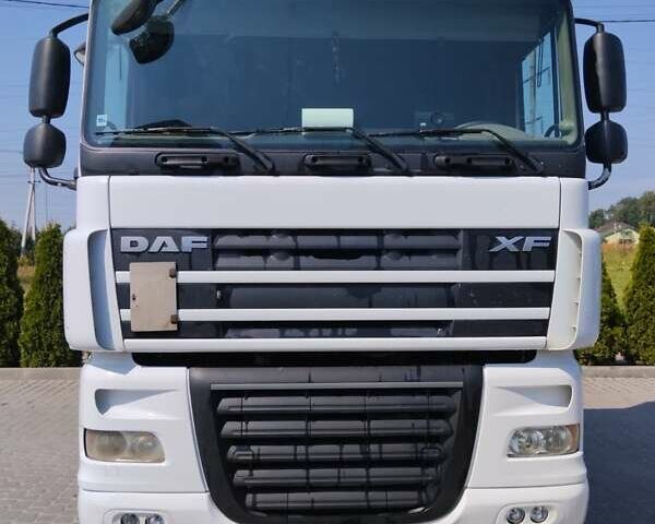 Білий Даф XF 105, об'ємом двигуна 12.9 л та пробігом 999 тис. км за 14600 $, фото 1 на Automoto.ua