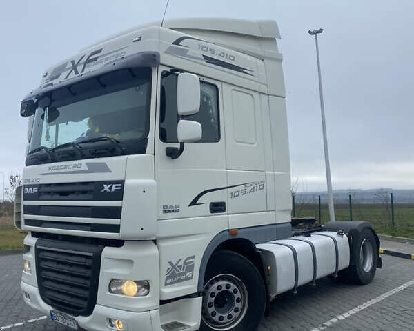 Белый Даф XF 105, объемом двигателя 0 л и пробегом 1 тыс. км за 14000 $, фото 1 на Automoto.ua