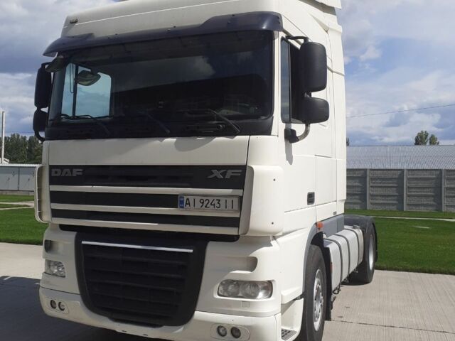 Белый Даф XF 105, объемом двигателя 12.9 л и пробегом 850 тыс. км за 15000 $, фото 1 на Automoto.ua