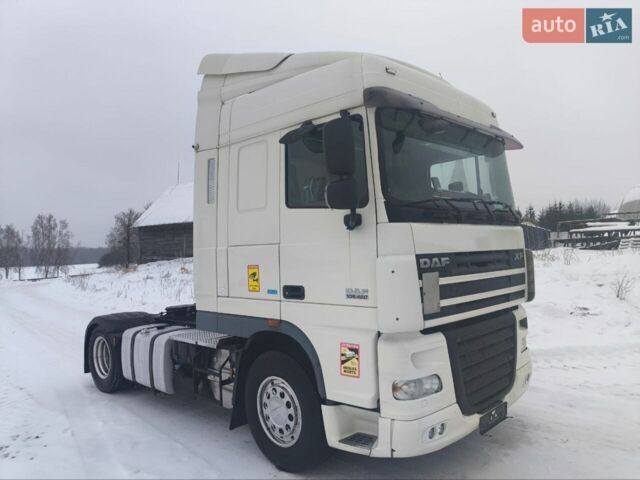 Белый Даф XF 105, объемом двигателя 12.9 л и пробегом 933 тыс. км за 10950 $, фото 1 на Automoto.ua