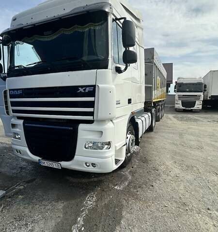 Білий Даф XF 105, об'ємом двигуна 12.9 л та пробігом 950 тис. км за 16500 $, фото 1 на Automoto.ua