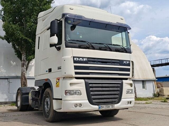 Білий Даф XF 105, об'ємом двигуна 12.9 л та пробігом 1 тис. км за 18000 $, фото 1 на Automoto.ua