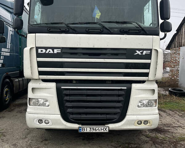 Белый Даф XF 105, объемом двигателя 12.9 л и пробегом 958 тыс. км за 14650 $, фото 1 на Automoto.ua