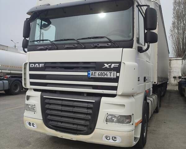 Белый Даф XF 105, объемом двигателя 12.9 л и пробегом 850 тыс. км за 17500 $, фото 1 на Automoto.ua