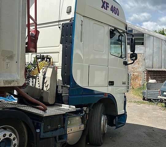 Белый Даф XF 105, объемом двигателя 0 л и пробегом 900 тыс. км за 12999 $, фото 1 на Automoto.ua