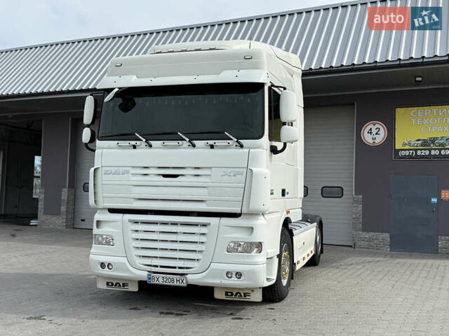 Белый Даф XF 105, объемом двигателя 12.9 л и пробегом 1 тыс. км за 18000 $, фото 1 на Automoto.ua