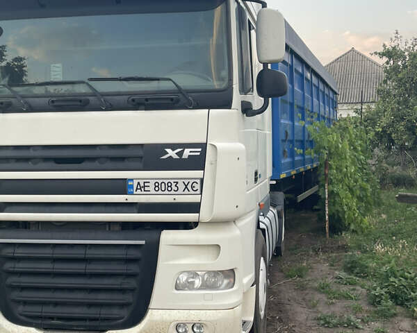 Белый Даф XF 105, объемом двигателя 0 л и пробегом 812 тыс. км за 22500 $, фото 1 на Automoto.ua