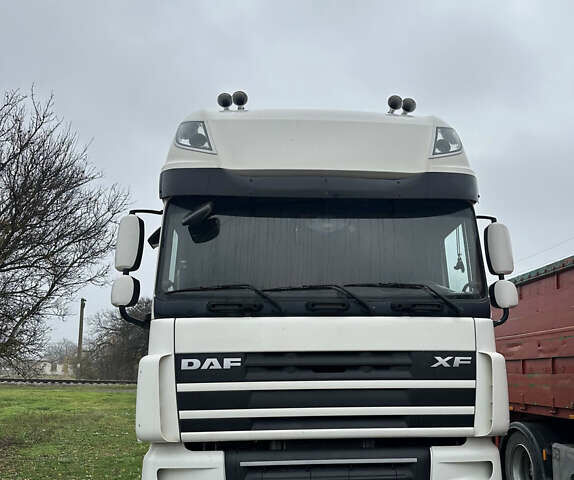 Білий Даф XF 105, об'ємом двигуна 12.9 л та пробігом 870 тис. км за 18700 $, фото 1 на Automoto.ua