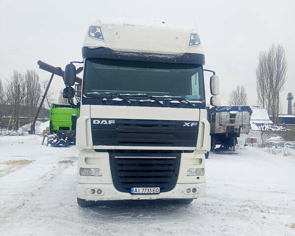 Білий Даф XF 105, об'ємом двигуна 12.9 л та пробігом 1 тис. км за 12000 $, фото 1 на Automoto.ua