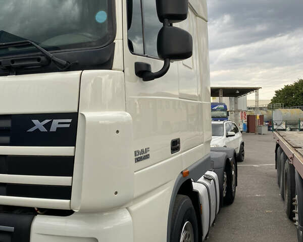 Белый Даф XF 105, объемом двигателя 12.9 л и пробегом 900 тыс. км за 15500 $, фото 1 на Automoto.ua