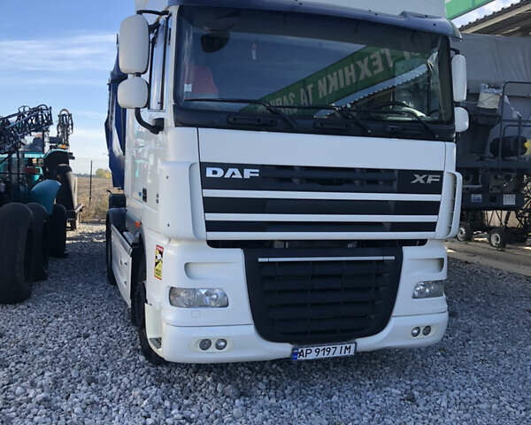 Бежевий Даф XF 105, об'ємом двигуна 0 л та пробігом 956 тис. км за 18800 $, фото 1 на Automoto.ua