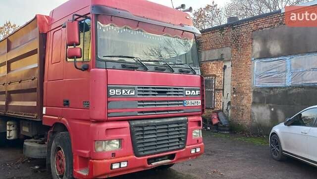 Красный Даф XF 105, объемом двигателя 0 л и пробегом 1000 тыс. км за 12000 $, фото 1 на Automoto.ua