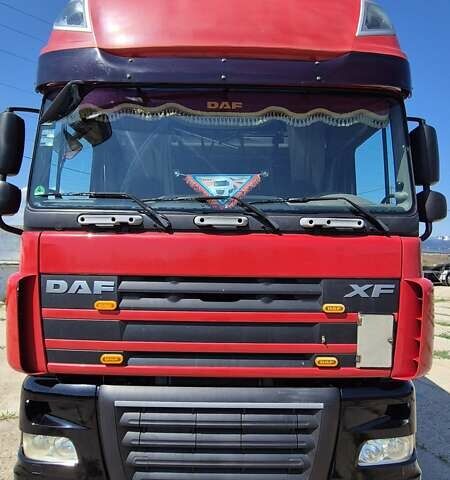 Червоний Даф XF 105, об'ємом двигуна 12.9 л та пробігом 975 тис. км за 22500 $, фото 1 на Automoto.ua