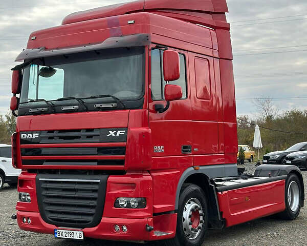 Красный Даф XF 105, объемом двигателя 12.9 л и пробегом 1 тыс. км за 12000 $, фото 1 на Automoto.ua